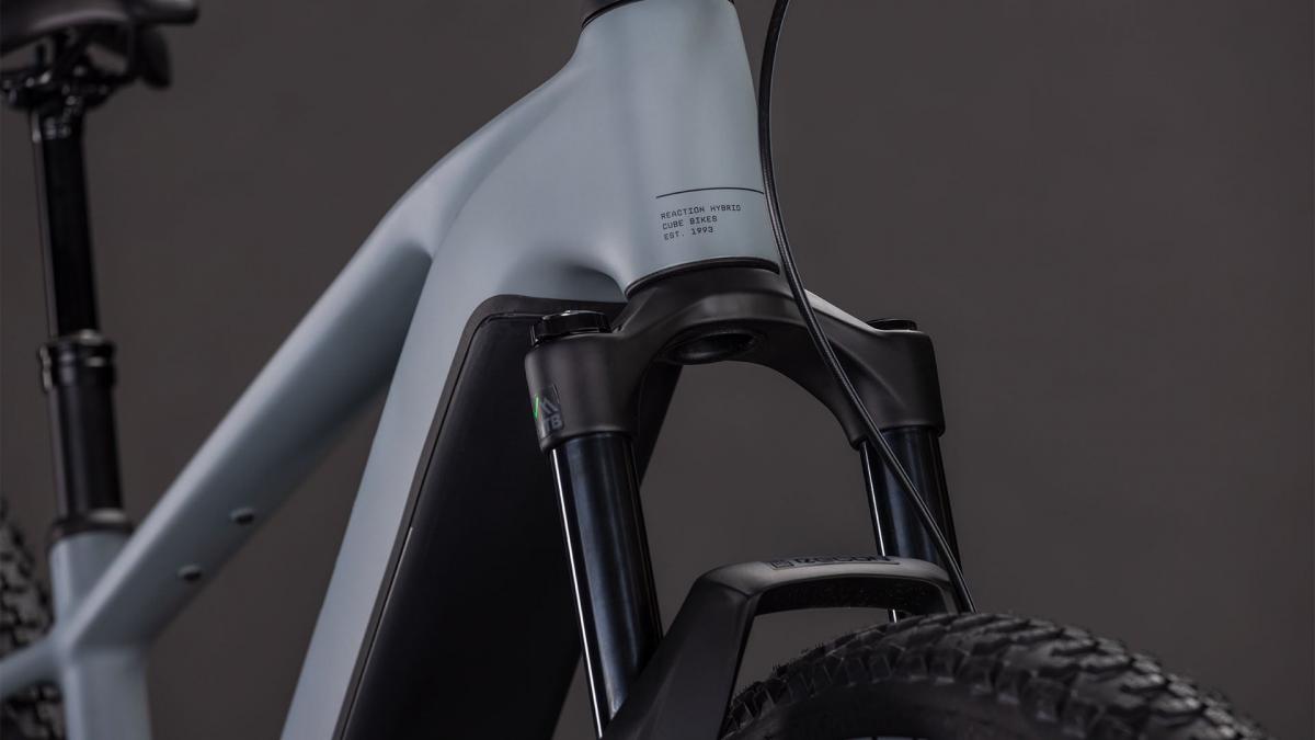 Cube Reaction Hybrid Race 800 vulcan'n'orange – Bild 6
