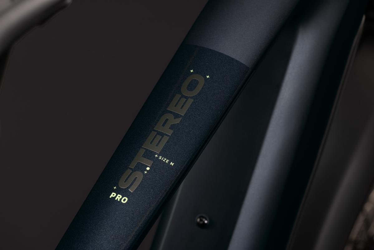 Cube Stereo Hybrid ONE44 Pro 800 FE coal'n'black – Bild 3