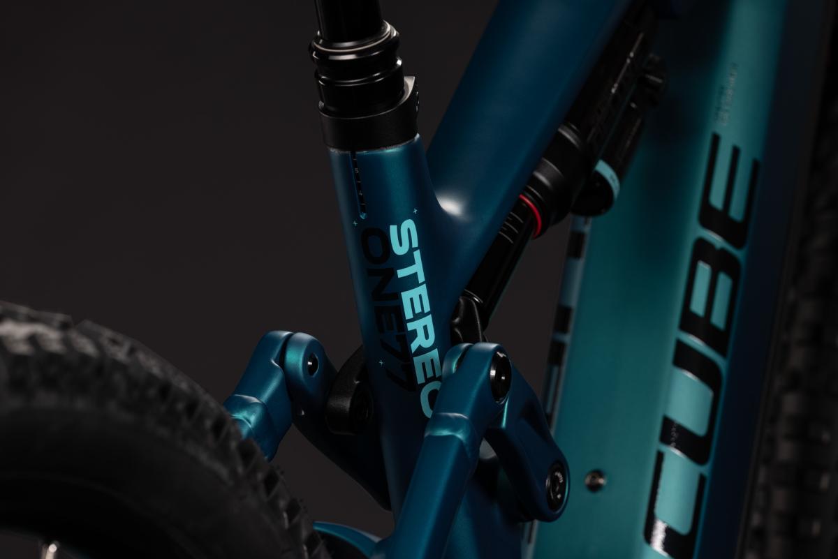 Cube Stereo Hybrid ONE77 HPC Race 800 metallicpetrol'n'black – Bild 4