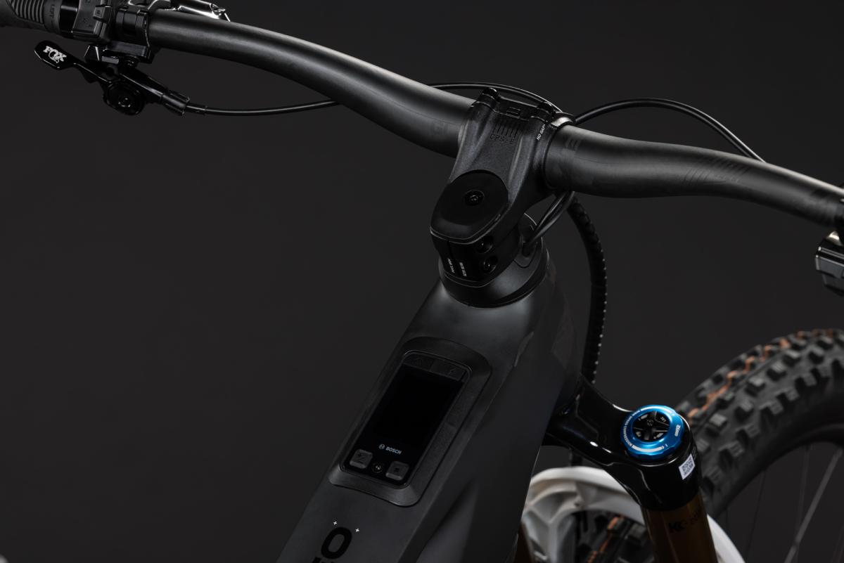 Cube Stereo Hybrid ONE77 HPC AT 800 carbon'n'white – Bild 2