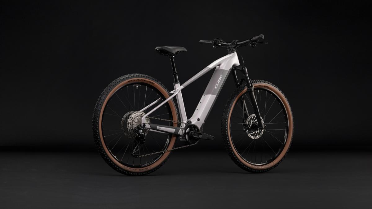 Cube Reaction Hybrid Pro 800 lilacbreeze'n'prizm – Bild 9