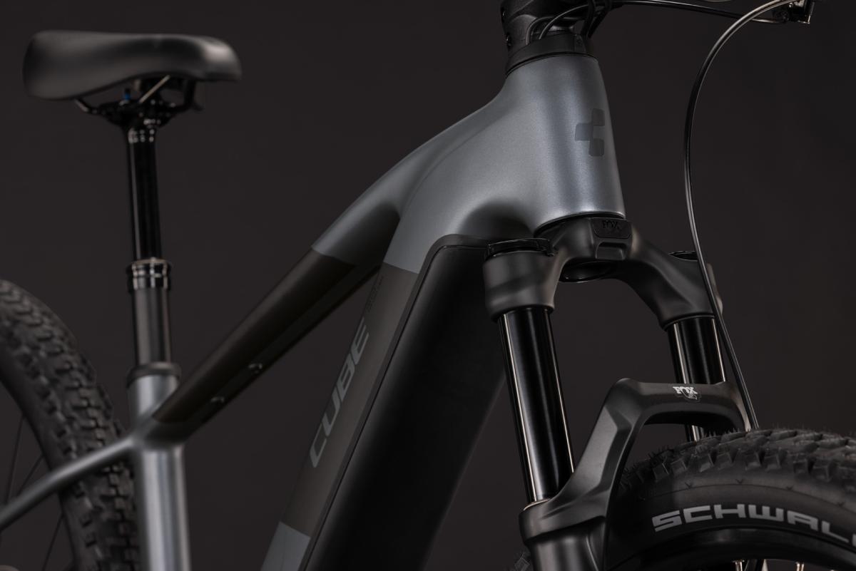 Cube Reaction Hybrid Race 800 slabgrey'n'chrome – Bild 6