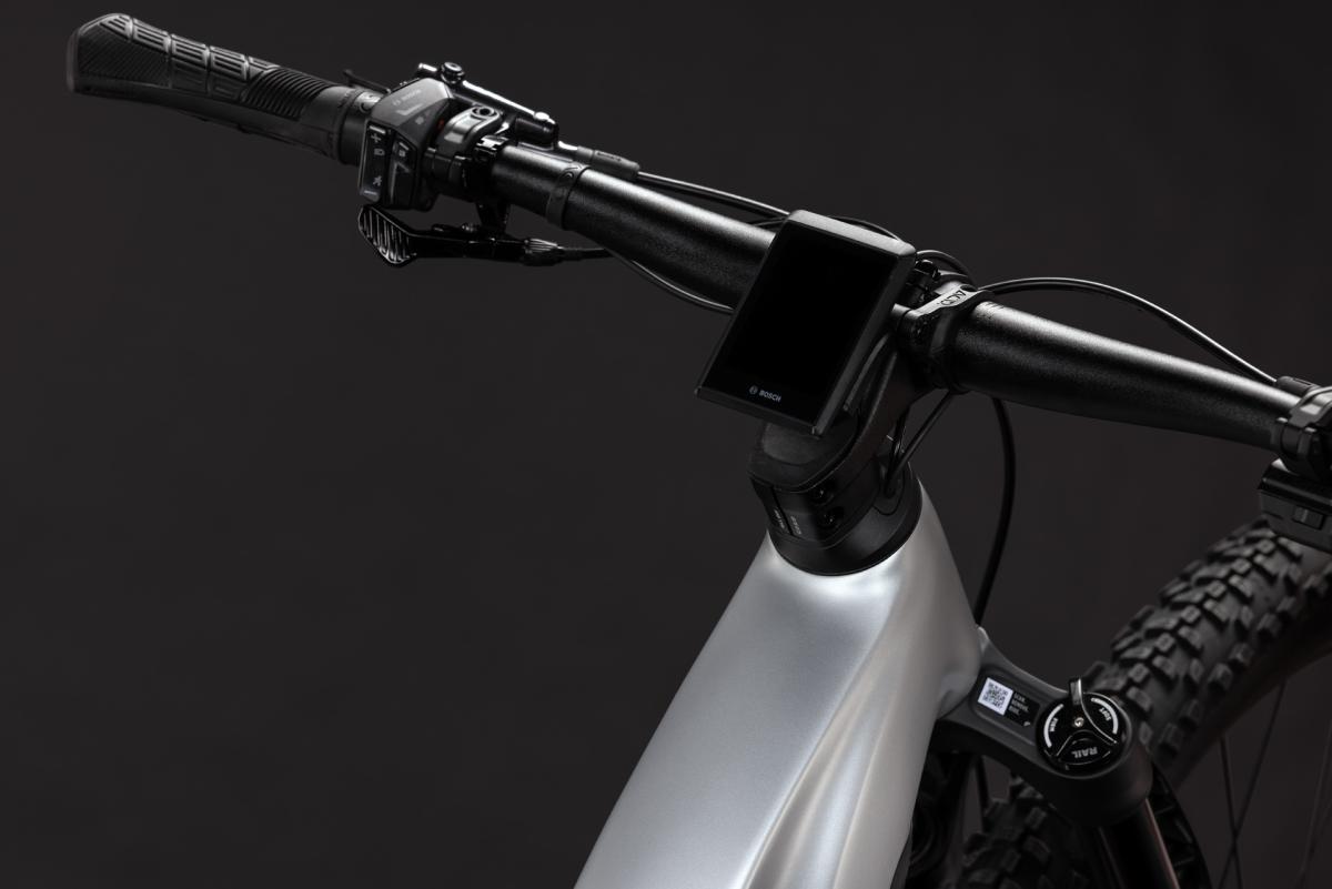 Cube Reaction Hybrid SLX 800 platinum'n'reflex – Bild 2