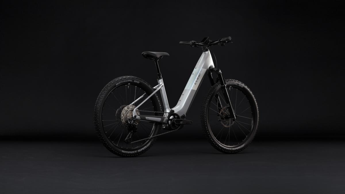 Cube Reaction Hybrid SLX 800 platinum'n'reflex – Bild 8
