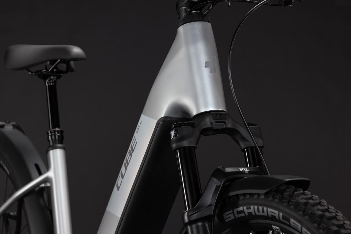 Cube Reaction Hybrid SLX 800 FE platinum'n'reflex – Bild 5