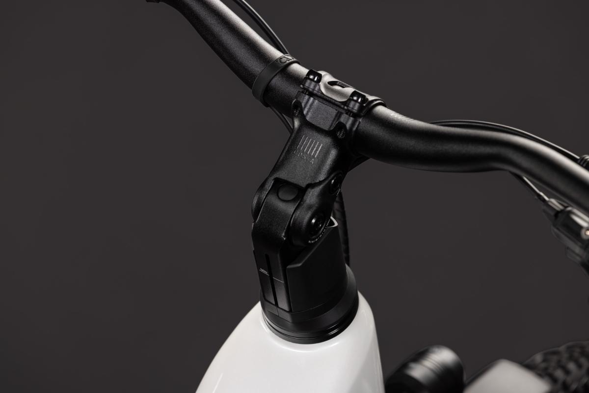 Cube Nuride Hybrid Performance 720 metallicwhite'n'grey – Bild 3