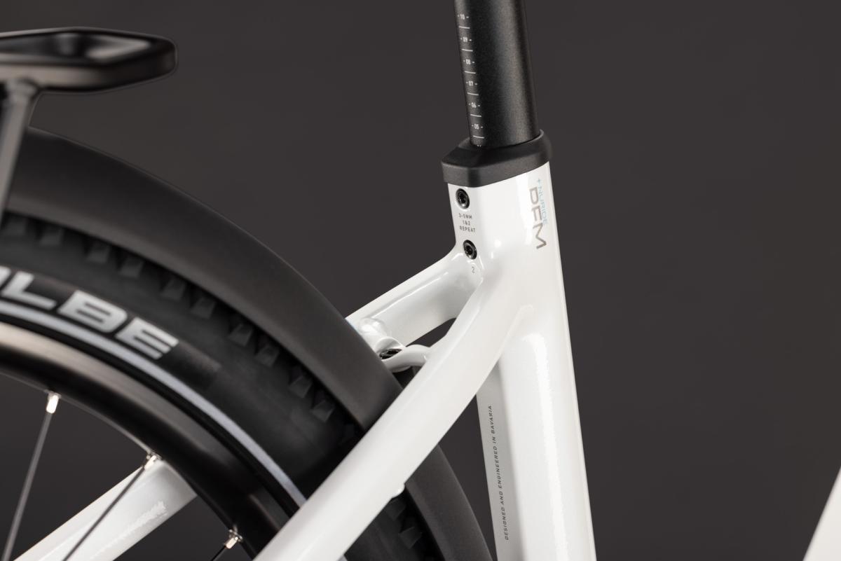 Cube Nuride Hybrid Performance 720 metallicwhite'n'grey – Bild 4