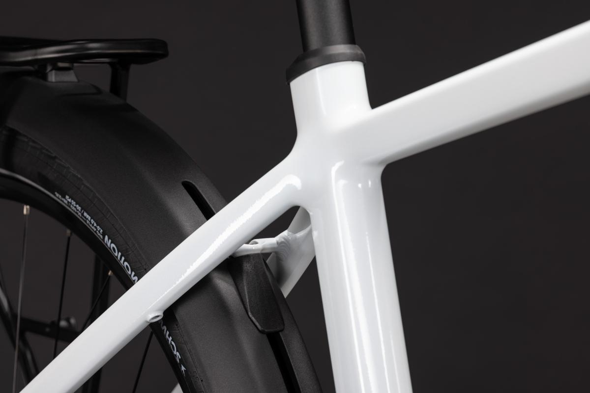 Cube Touring Hybrid ONE 600 metallicwhite'n'chrome – Bild 5