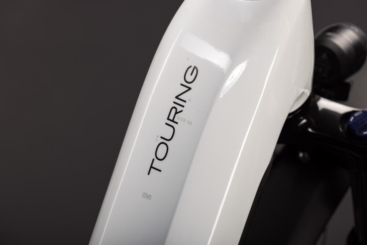 Cube Touring Hybrid ONE 600 metallicwhite'n'chrome – Bild 3