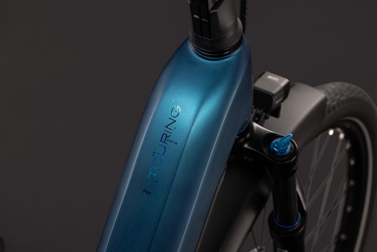 Cube Touring Hybrid Pro 800 electricblue'n'prizm – Bild 2