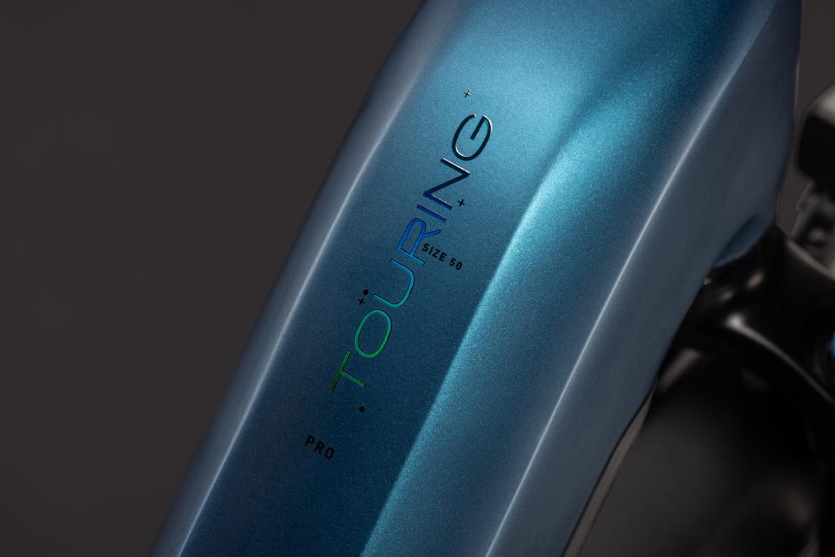 Cube Touring Hybrid Pro 800 electricblue'n'prizm – Bild 4