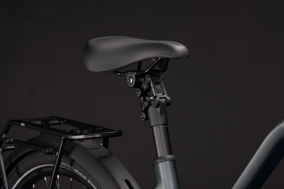 Cube Touring Hybrid Deluxe SLX 800 slabgrey'n'chrome – Bild 5