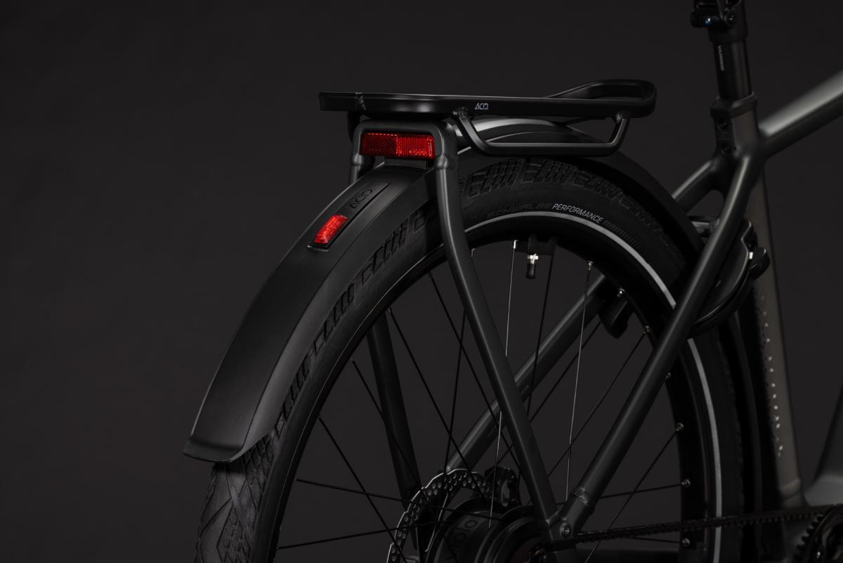 Cube Kathmandu Hybrid Deluxe Pro 800 blackforest'n'chrome – Bild 4