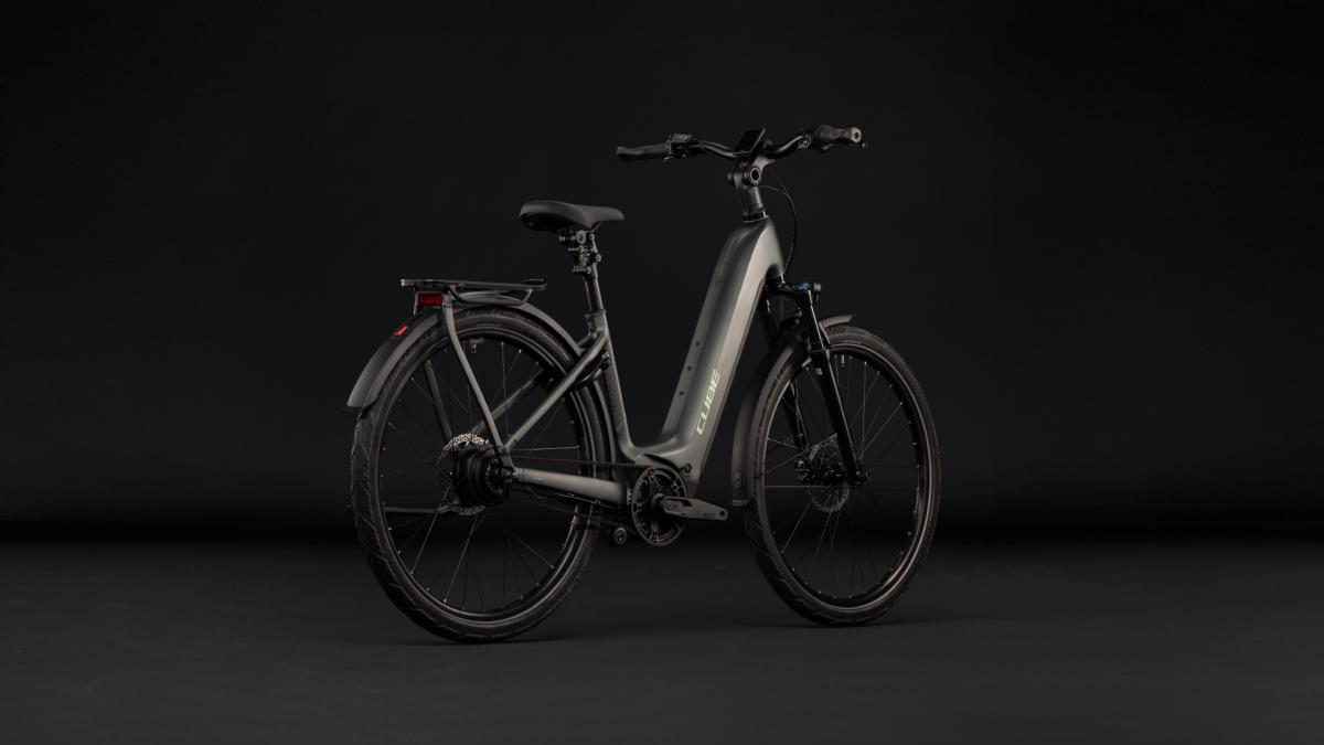Cube Kathmandu Hybrid Deluxe Pro 800 blackforest'n'chrome – Bild 8