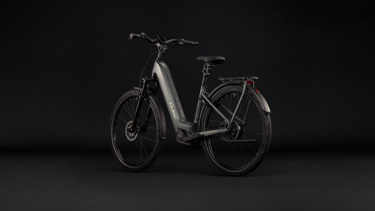 Cube Kathmandu Hybrid Deluxe Pro 800 blackforest'n'chrome – Bild 10