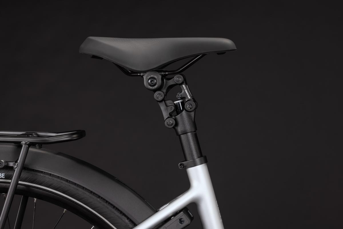 Cube Supreme Hybrid Deluxe Pro 600 silverstar'n'reflex – Bild 4