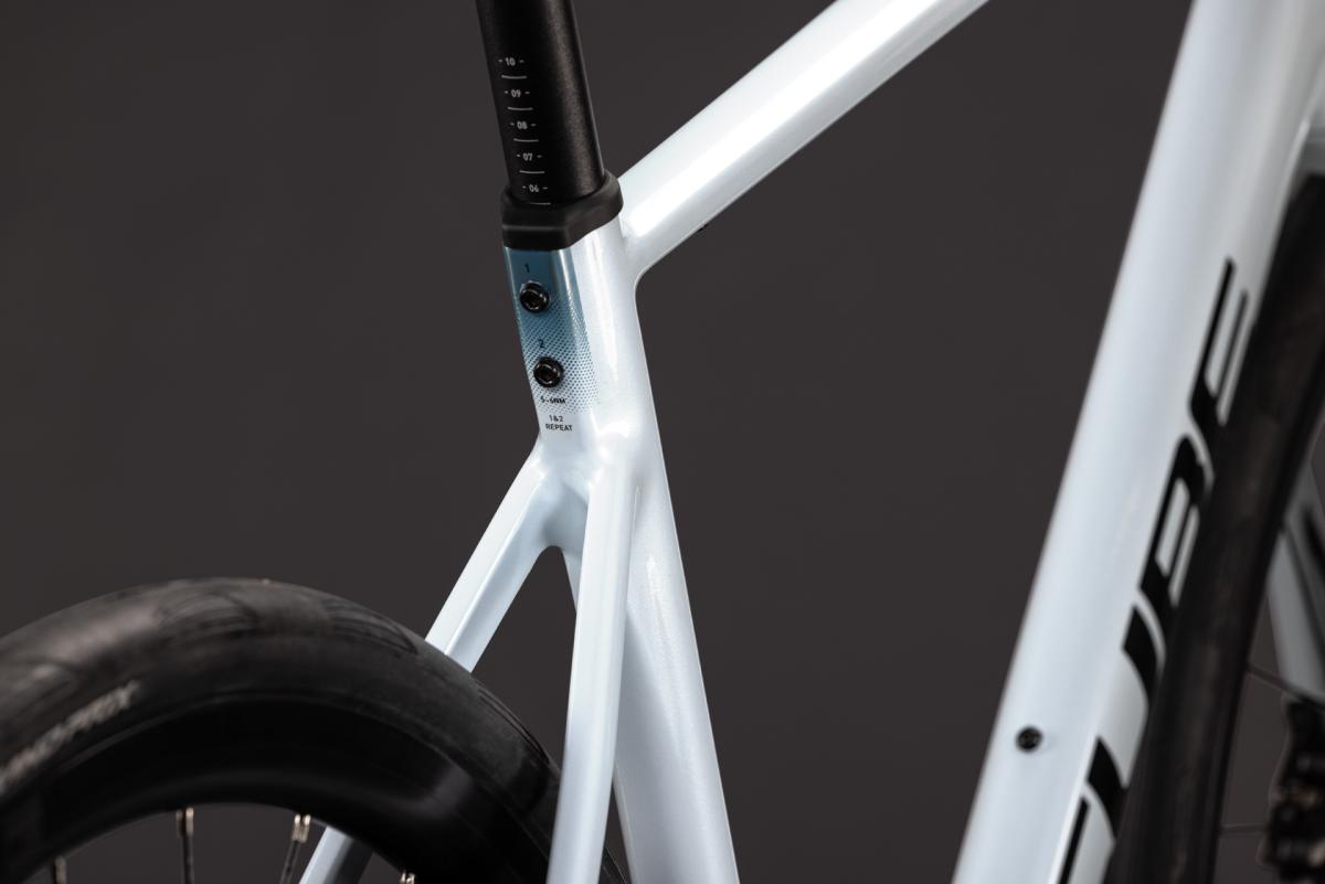 Cube Attain Race glacier'n'black – Bild 3