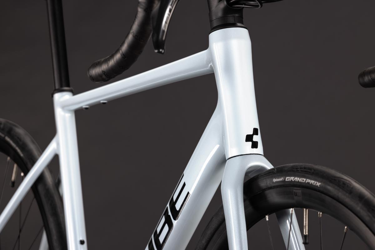 Cube Attain Race glacier'n'black – Bild 5