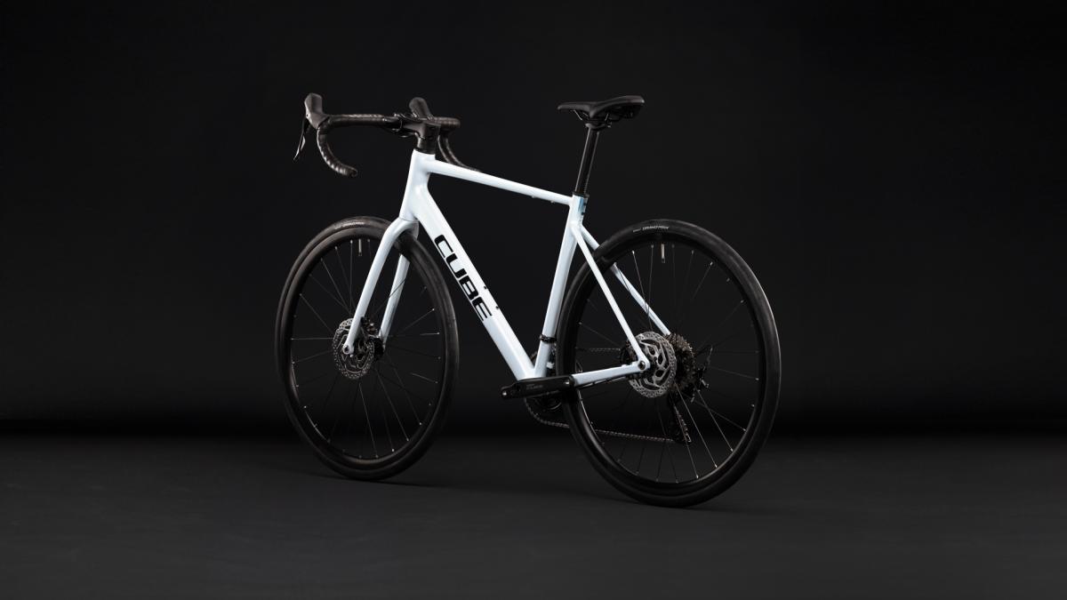 Cube Attain Race glacier'n'black – Bild 9