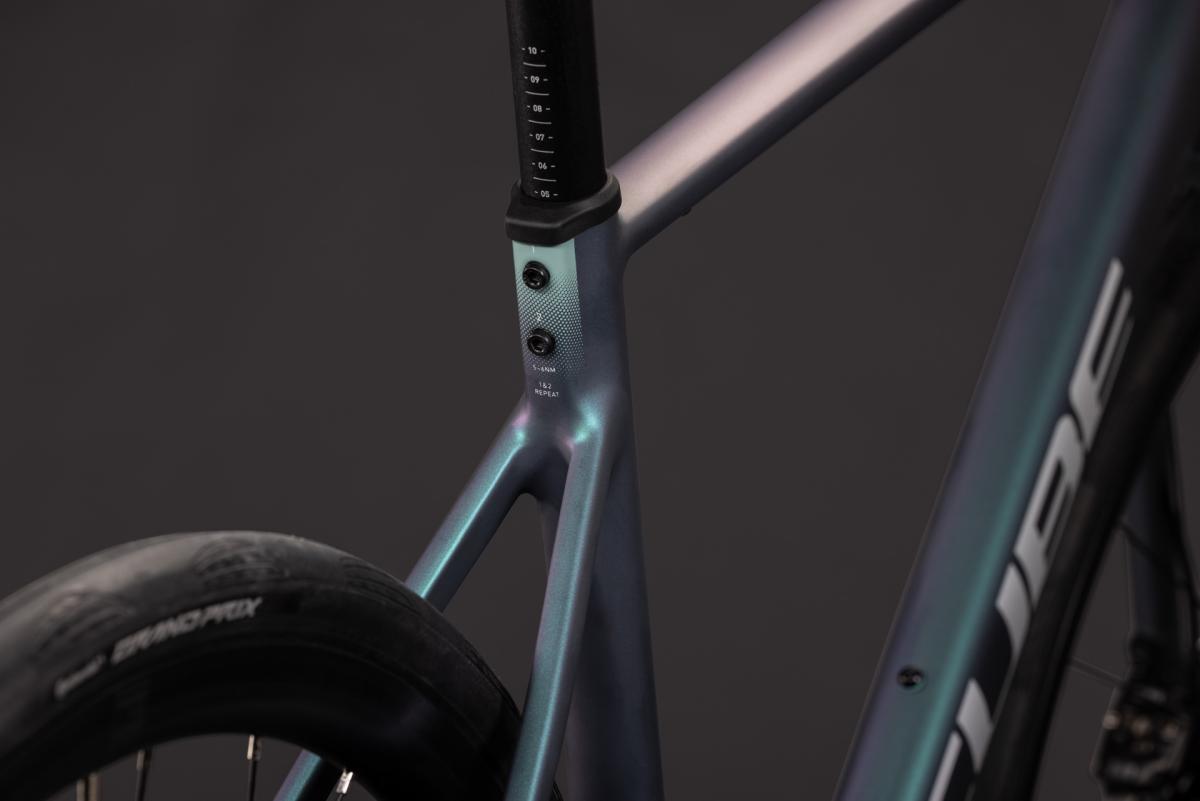 Cube Attain Race smaragdgrey'n'white – Bild 4