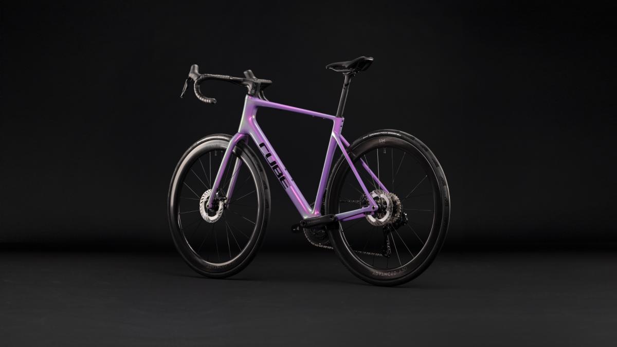 Cube Attain C:62 SLT cosmicpurple'n'black – Bild 12