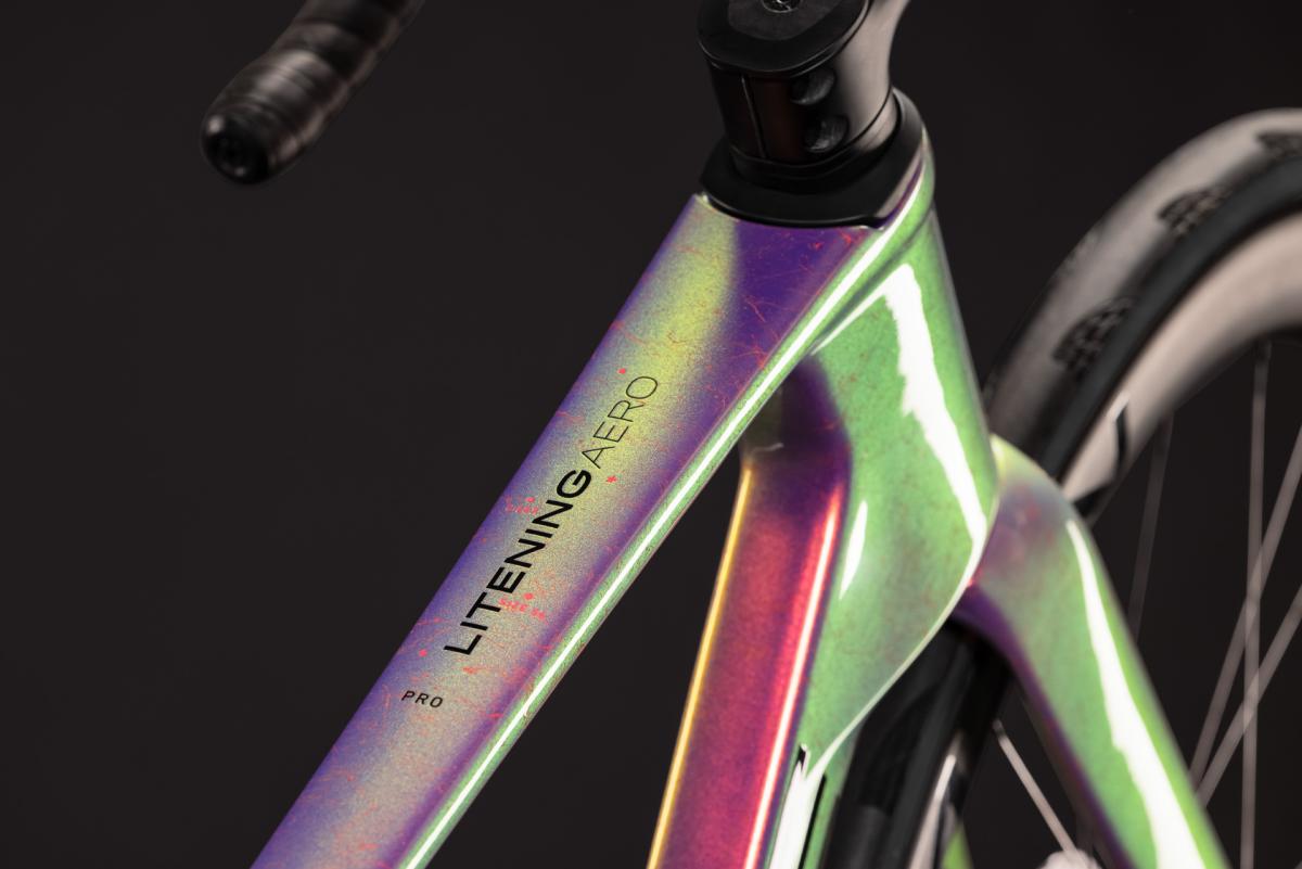 Cube Litening AERO C:68X Pro beamfibre'n'black – Bild 3