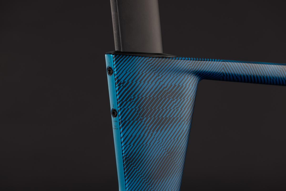 Cube Aerium C:68X Frameset liquidbluegrid'n'chrome – Bild 6