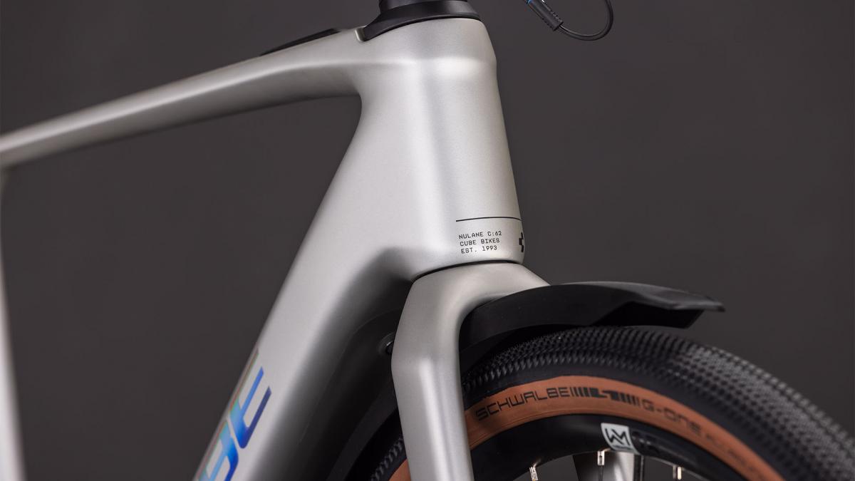 Cube Nulane Hybrid C:62 Race 400X FE sleekgrey'n'prism – Bild 6