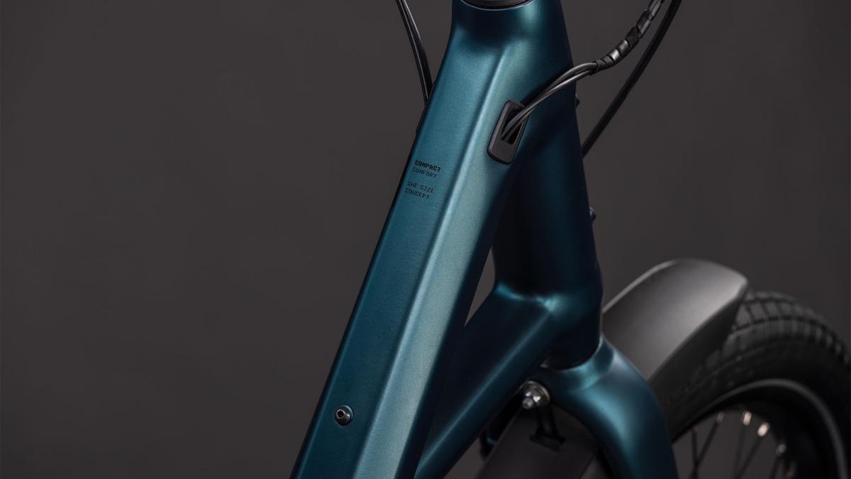 Cube Compact Hybrid 545 royalgreen'n'black – Bild 2