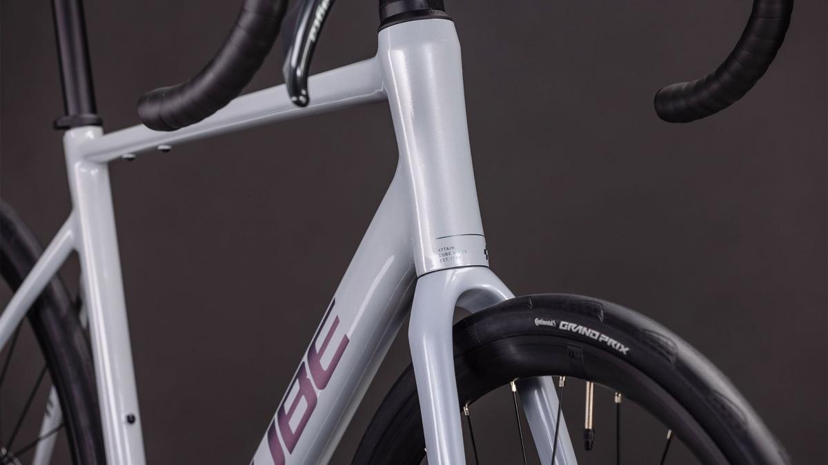 Cube Attain Race foggrey'n'shift – Bild 6