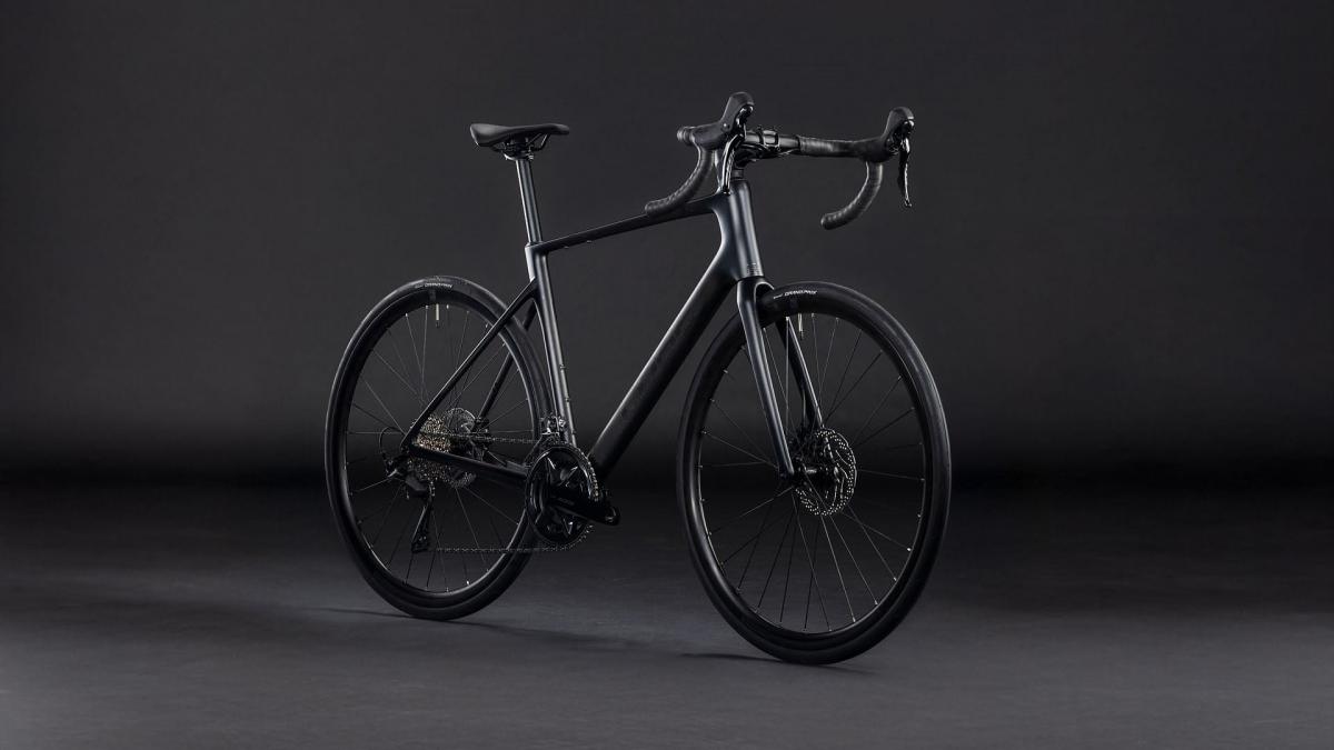 Cube Attain C:62 Race blackline – Bild 8