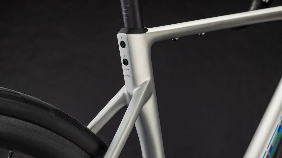 Cube Attain C:62 SLX sleekgrey'n'prism – Bild 6