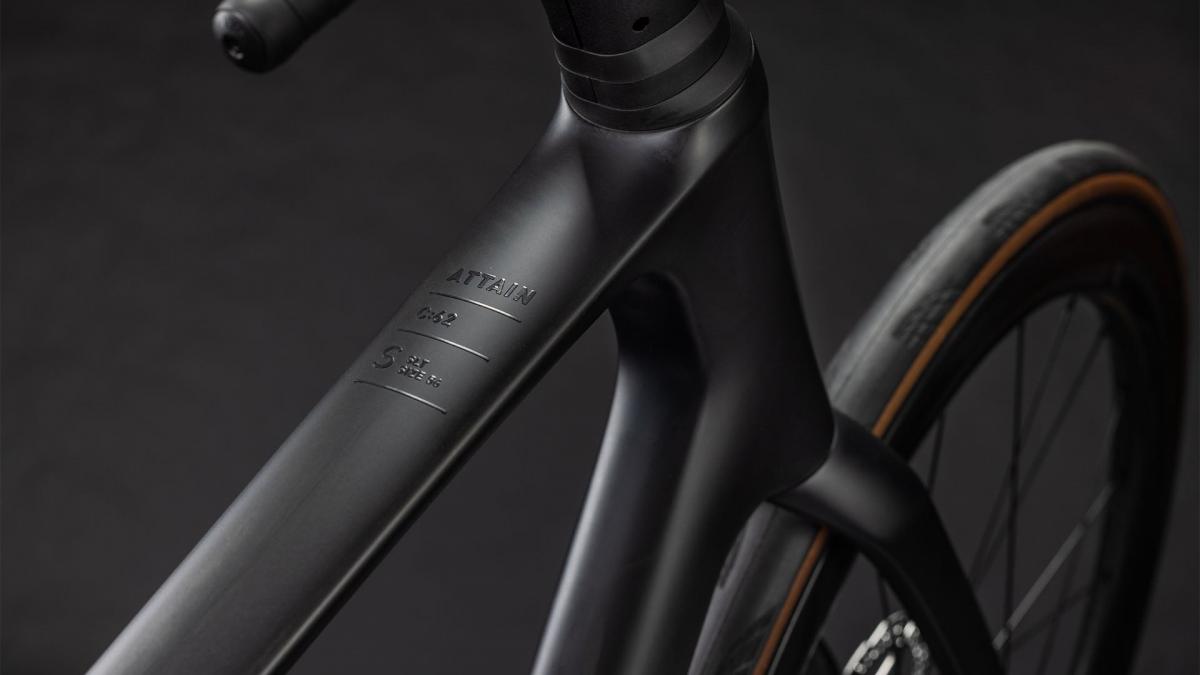 Cube Attain C:62 SLT carbon'n'coalchrome – Bild 2