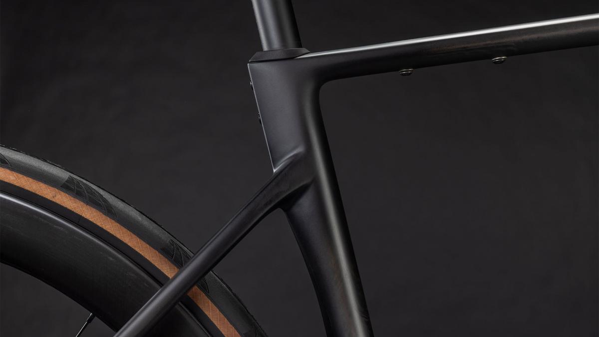 Cube Attain C:62 SLT carbon'n'coalchrome – Bild 4