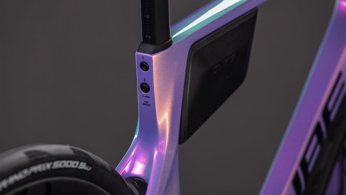 Cube Agree C:62 SLX cosmicpurple'n'black – Bild 3