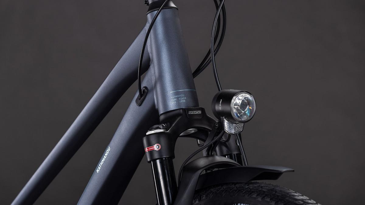 Cube Kathmandu EXC metallicgrey'n'chrome – Bild 6