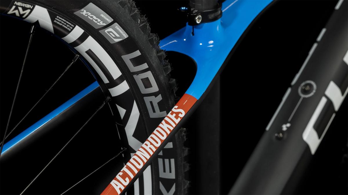 Cube Elite 240 C:62 SLX carbon'n'blue'n'red – Bild 4